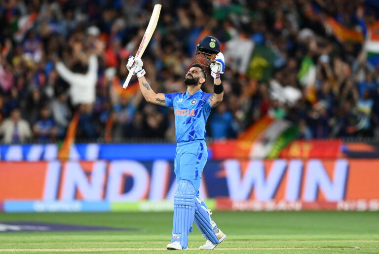 Virat Kohli’s heroic helps India beat Pakistan in a thrilling encounter
