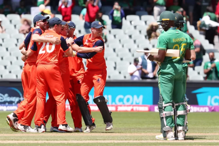 Netherlands knock out South Africa