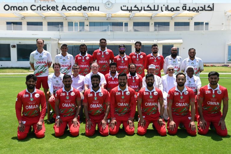 Oman starts the tournament with a triumph over Qatar