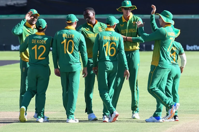 South Africa qualify for the World Cup, Ireland to compete in the qualifiers